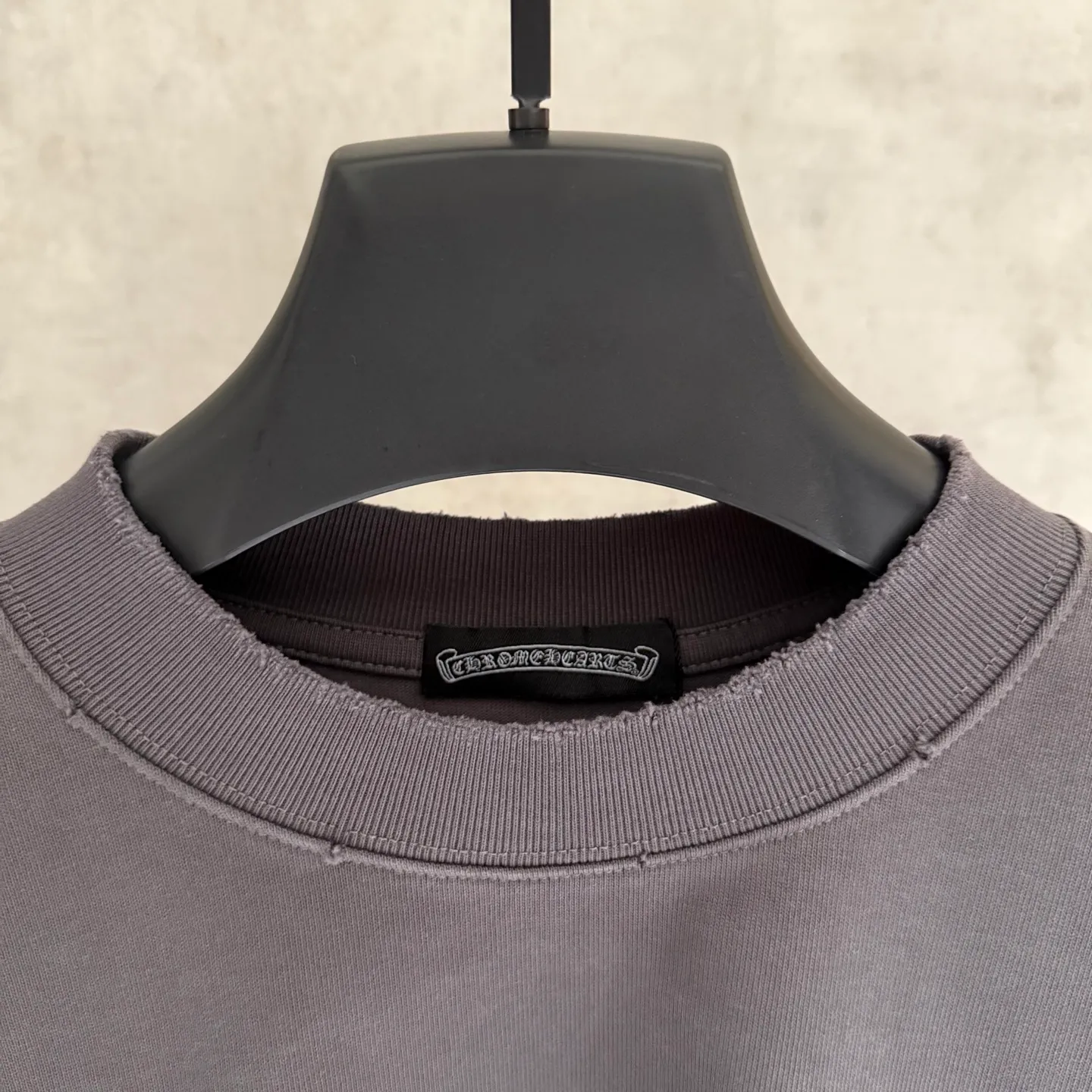 🅿️350 [Strict quality control] CH Croixin's new long-sleeved sweatshirt T-shirt. Heavy 420g double yarn fabric. Wash the whole garment twice. Frayed and torn on all four sides. Heavy fabric. The neckline is made of icy Solona. Loose fit. Deep, wide and stylish. No deformation or shrinkage. Color: 3 colors, black, white and gray. Size: M-2xl